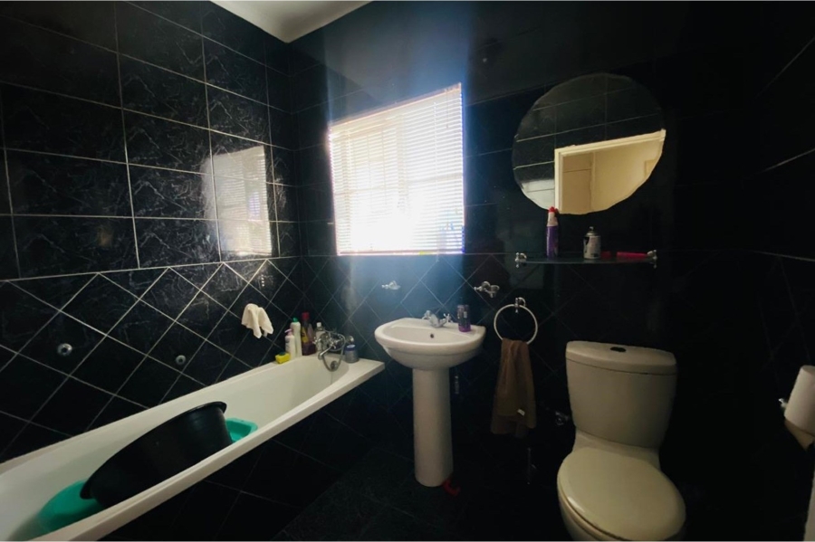 4 Bedroom Property for Sale in Sasolburg Free State